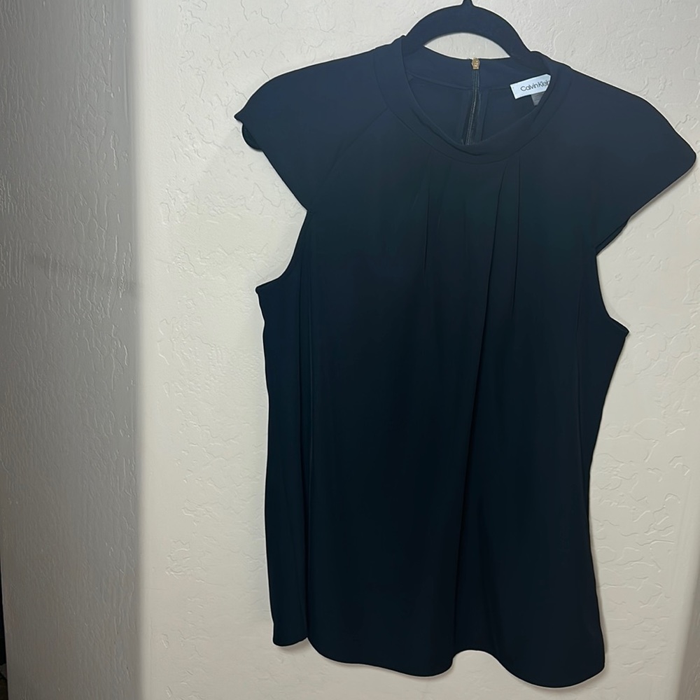 Calvin Klein black sleeveless top large